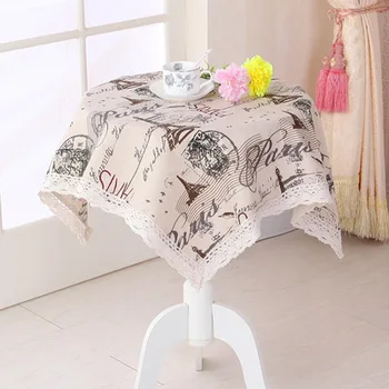 Audinio valgomasis staltiesė pagalvėlė ir padengti stačiakampio ir kvadrato staltiesė