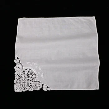 D611: 12 gabalas balta priemoka medvilnės nėriniai nosinės tuščią nėrimo hankies moterims/ladies vestuvių nosinė