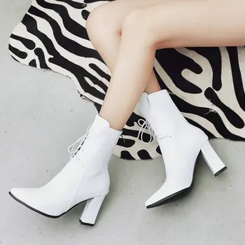 Sianie Tianie 2020 naujų patentų PU odos pažymėjo tne langelyje aukšti kulniukai nėriniai-up moteris batai fuschia balta moterų batai bootie
